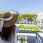 Отель Diamond Nuova Gestione Риччоне
