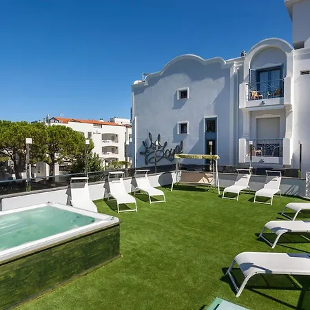 Hotel Diamond Nuova Gestione 4*
